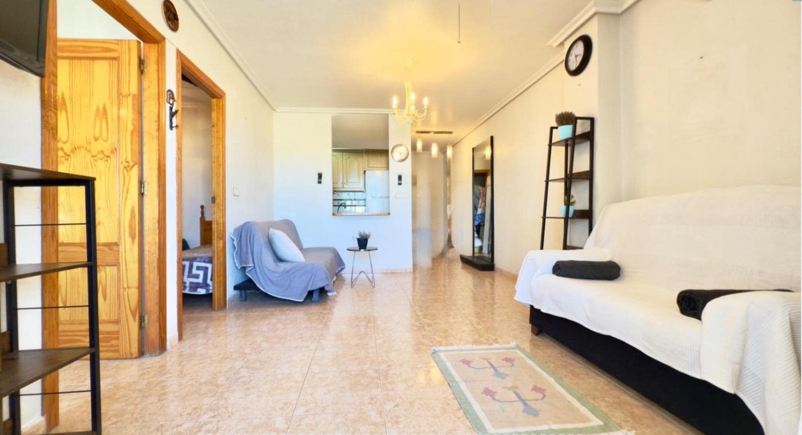 2 soverom Leilighet til salgs i Torrevieja med svømmebasseng - € 117 000 (Ref: 9462378)