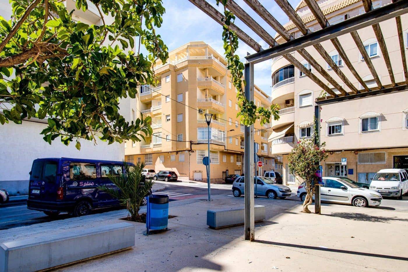 2 soverom Leilighet til salgs i Torrevieja med svømmebasseng - € 117 000 (Ref: 9462378)
