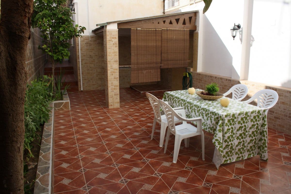 3 makuuhuone Omakotitalo myytävänä paikassa Torrevieja - 370 000 € (Ref: 9462577)