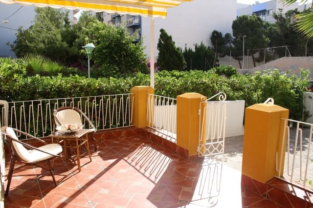 3 makuuhuone Omakotitalo myytävänä paikassa Playa de los Locos, Torrevieja - 370 000 € (Ref: 9462577)