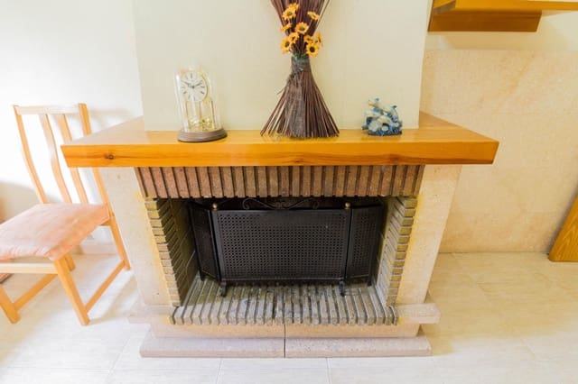 4 makuuhuone Maalaistalo myytävänä paikassa La Matanza, Orihuela mukana uima-altaan - 349 000 € (Ref: 9462578)