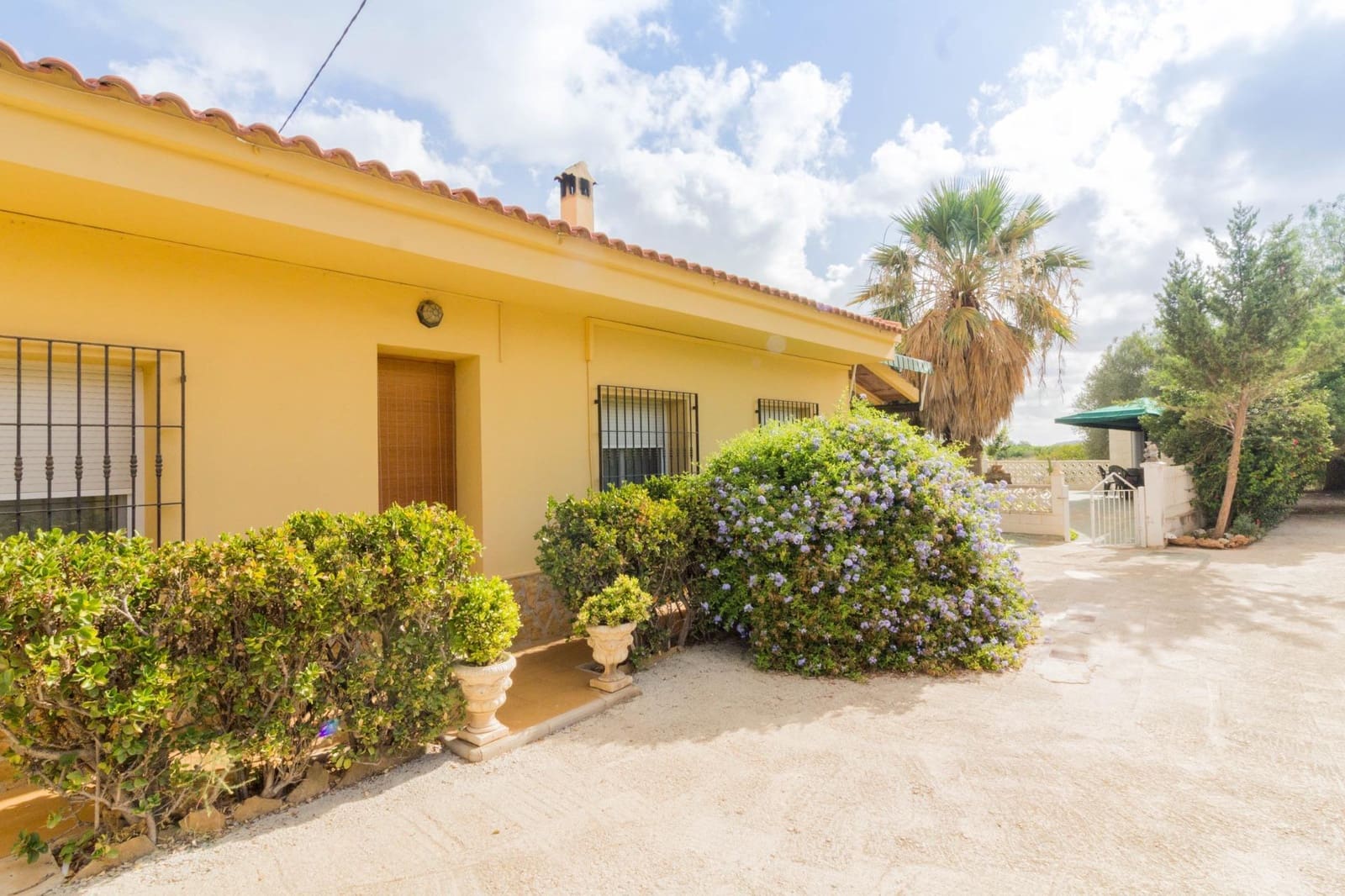 4 bedroom Finca/Country House for sale in La Matanza with pool - € 349,000 (Ref: 9462578)