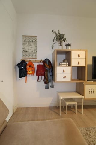 Apartamento de 2 habitaciones en Aguas Nuevas, Torrevieja en venta con piscina - 165.000 € (Ref: 9462580)