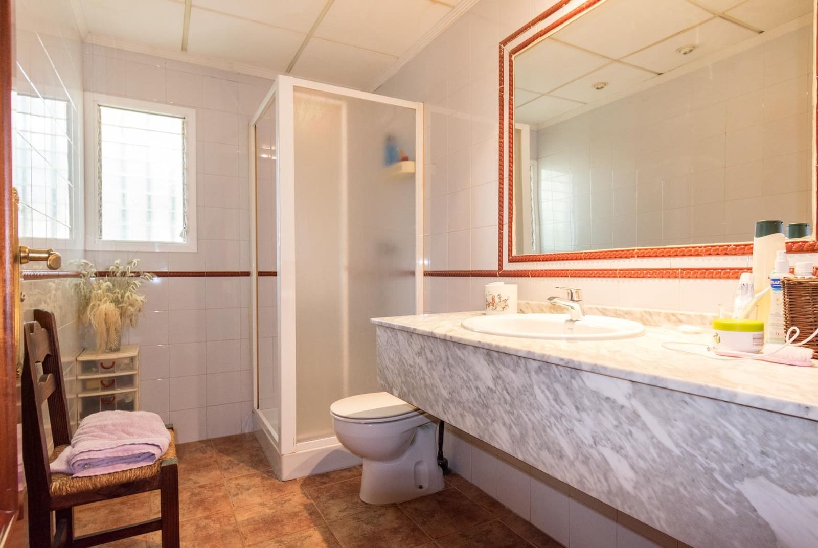 5 chambre Local Commercial à vendre à Redovan - 299 900 € (Ref: 9462582)