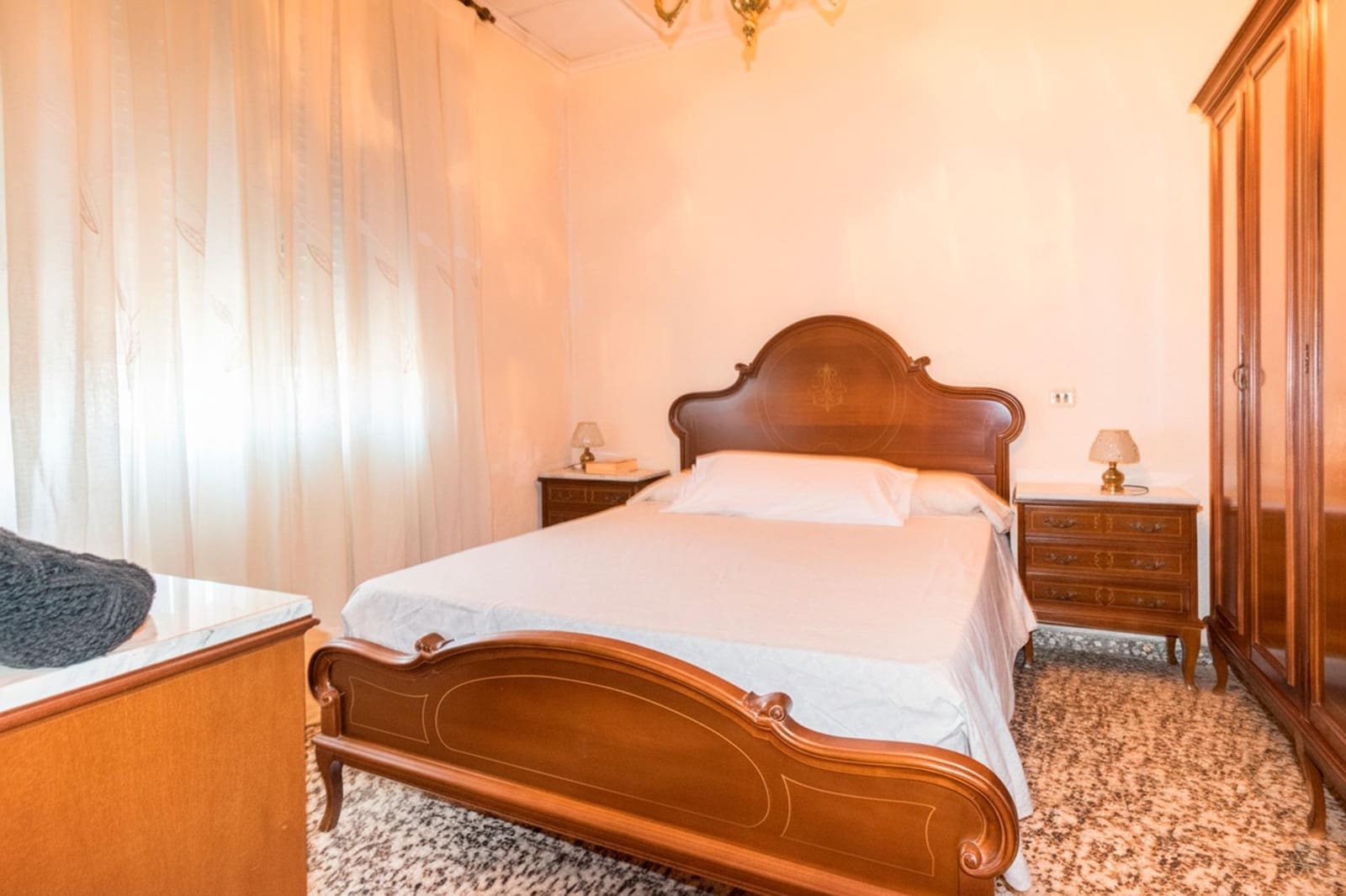 5 chambre Local Commercial à vendre à Redovan - 299 900 € (Ref: 9462584)