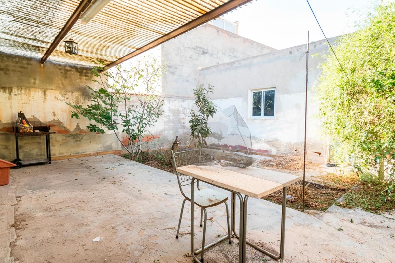 5 chambre Local Commercial à vendre à Redovan - 299 900 € (Ref: 9462584)