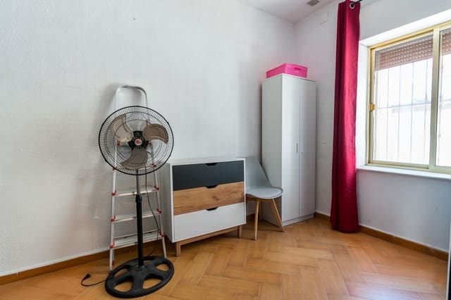 4 slaapkamer Huis te koop in Centro - Muelle Pesquero, Torrevieja - € 299.000 (Ref: 9462585)