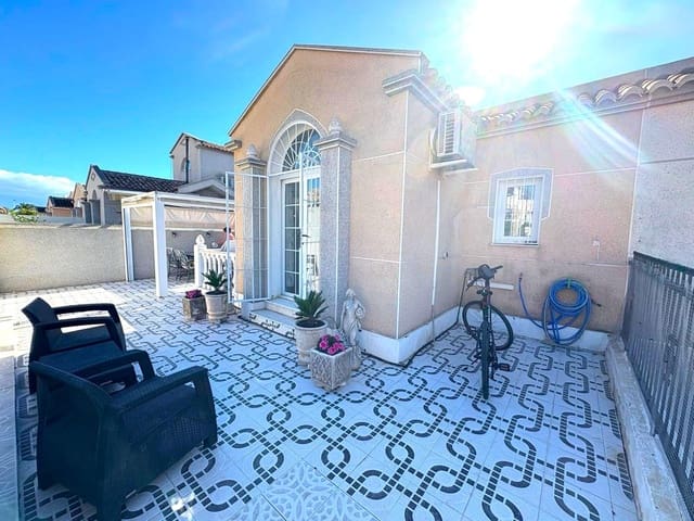 2 quarto Bungalow para venda em El Limonar, Torrevieja com piscina - 169 000 € (Ref: 9462591)