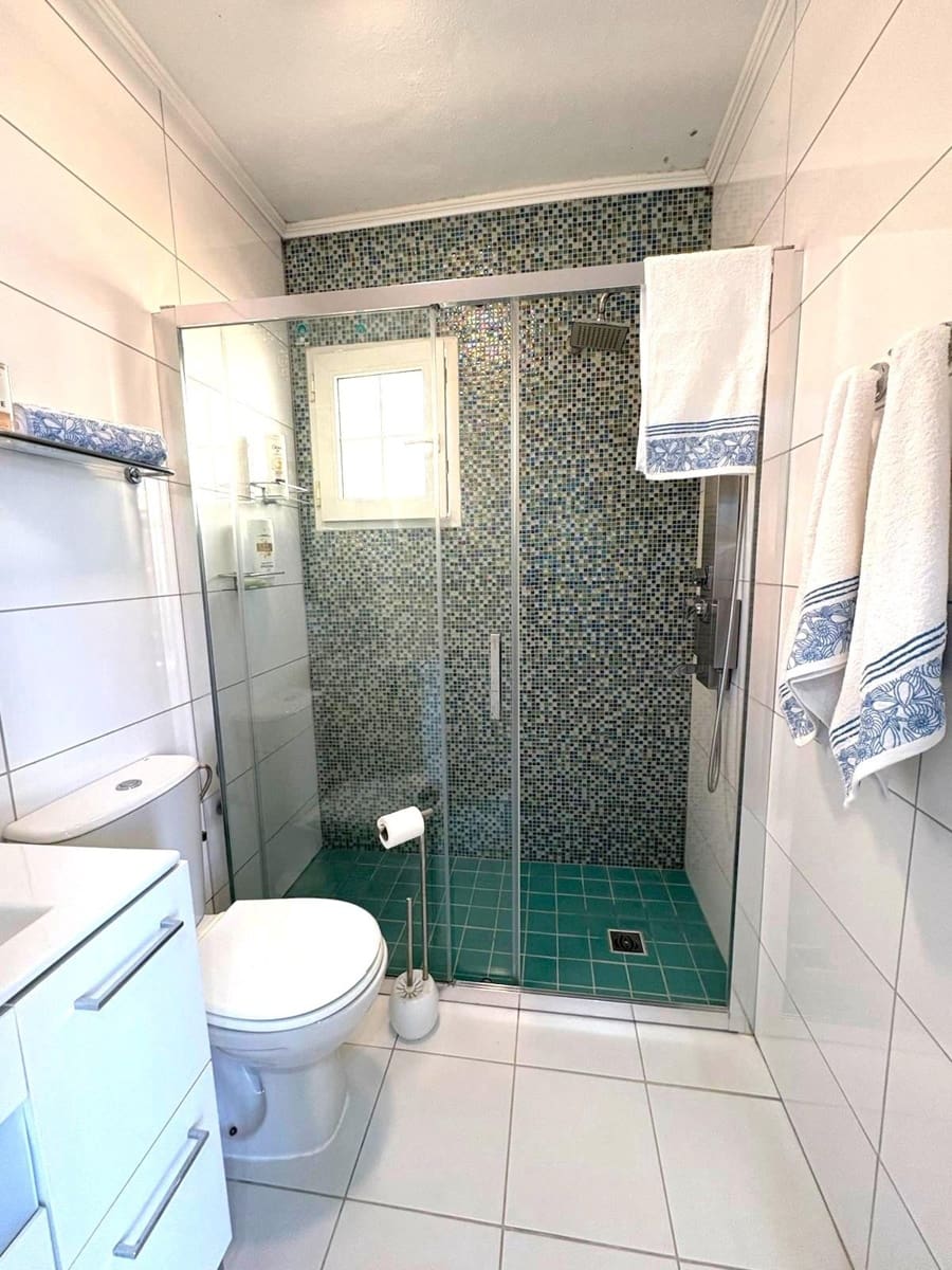 2 bedroom Bungalow for sale in El Limonar with pool - € 165,000 (Ref: 9462591)