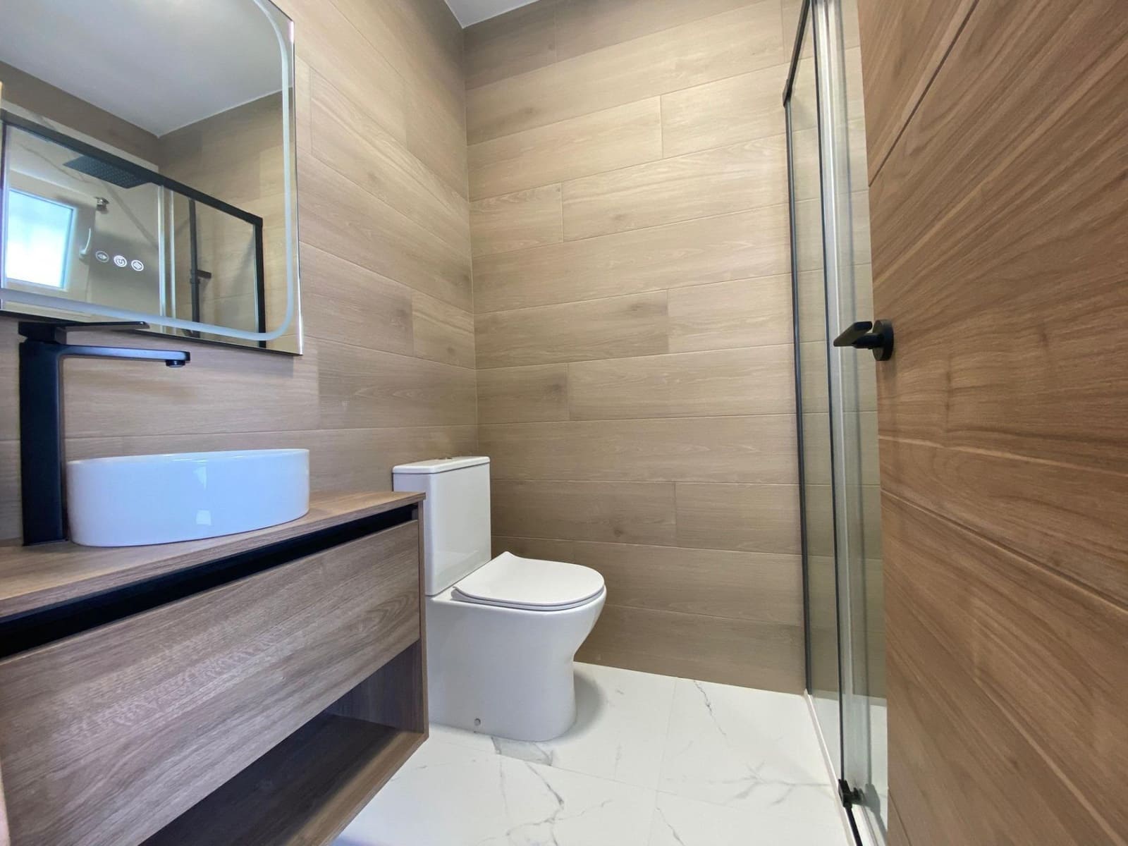 2 bedroom Penthouse for sale in Torrevieja - € 165,000 (Ref: 9468507)