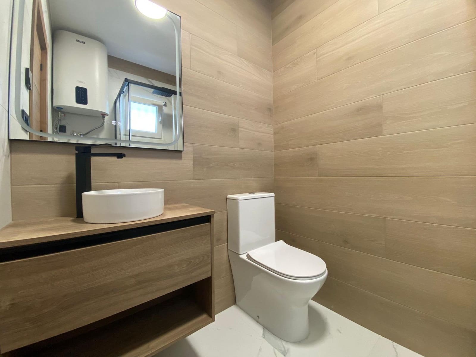 2 bedroom Penthouse for sale in Torrevieja - € 165,000 (Ref: 9468507)