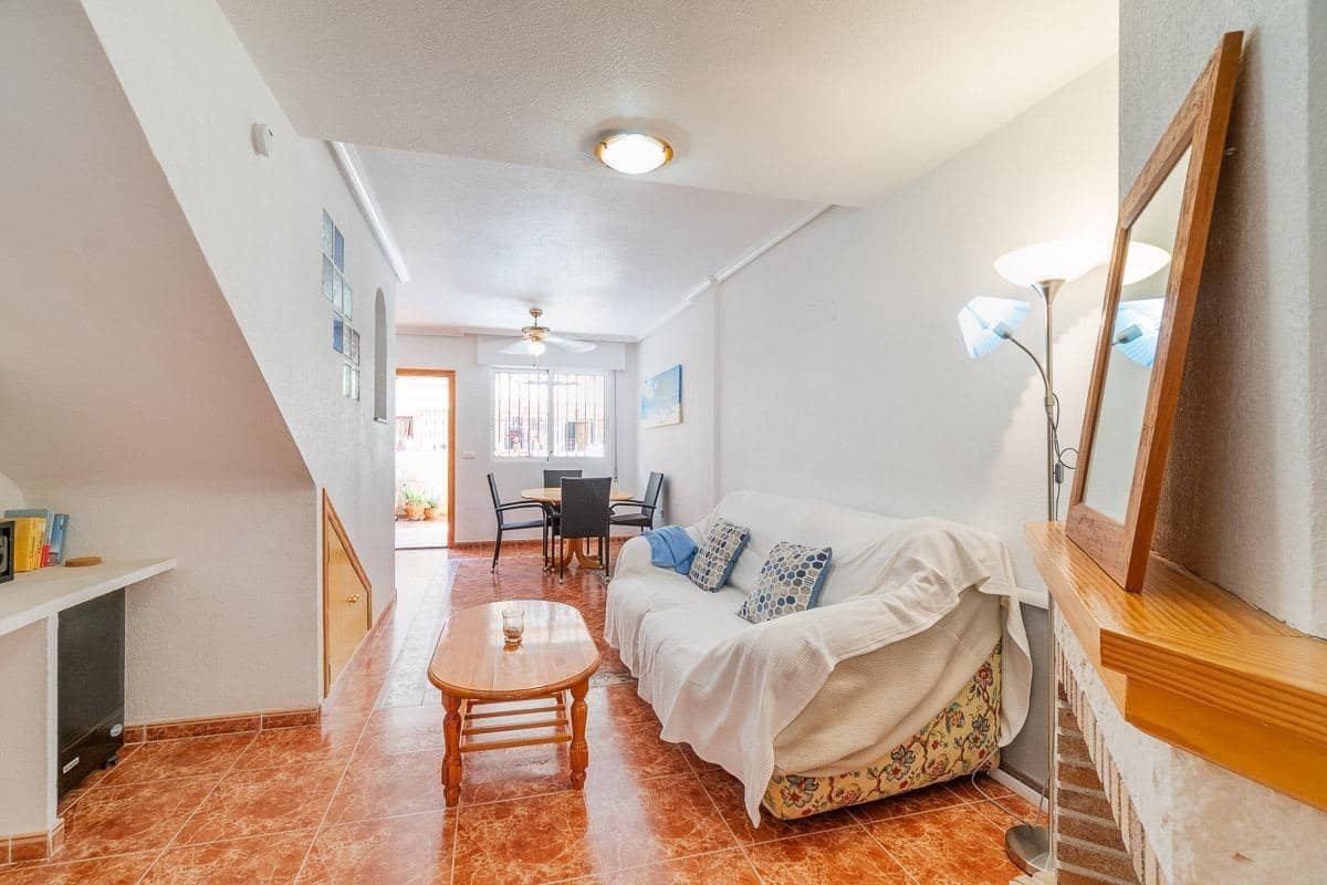 Adosado de 3 habitaciones en La Zenia en venta con piscina - 169.000 € (Ref: 9470394)