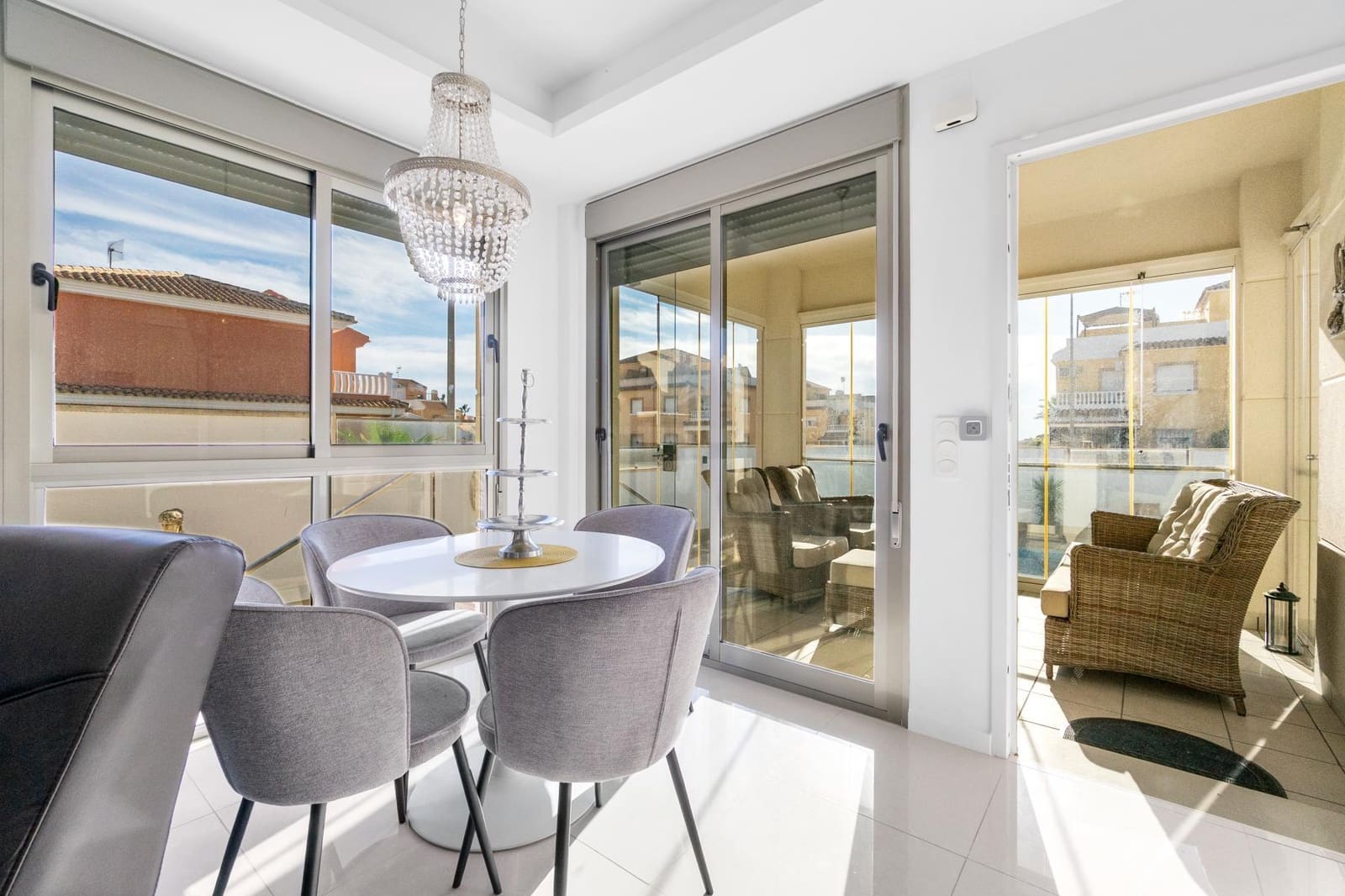 3 camera da letto Villa in vendita in Ciudad Quesada con piscina garage - 495.000 € (Rif: 9474214)