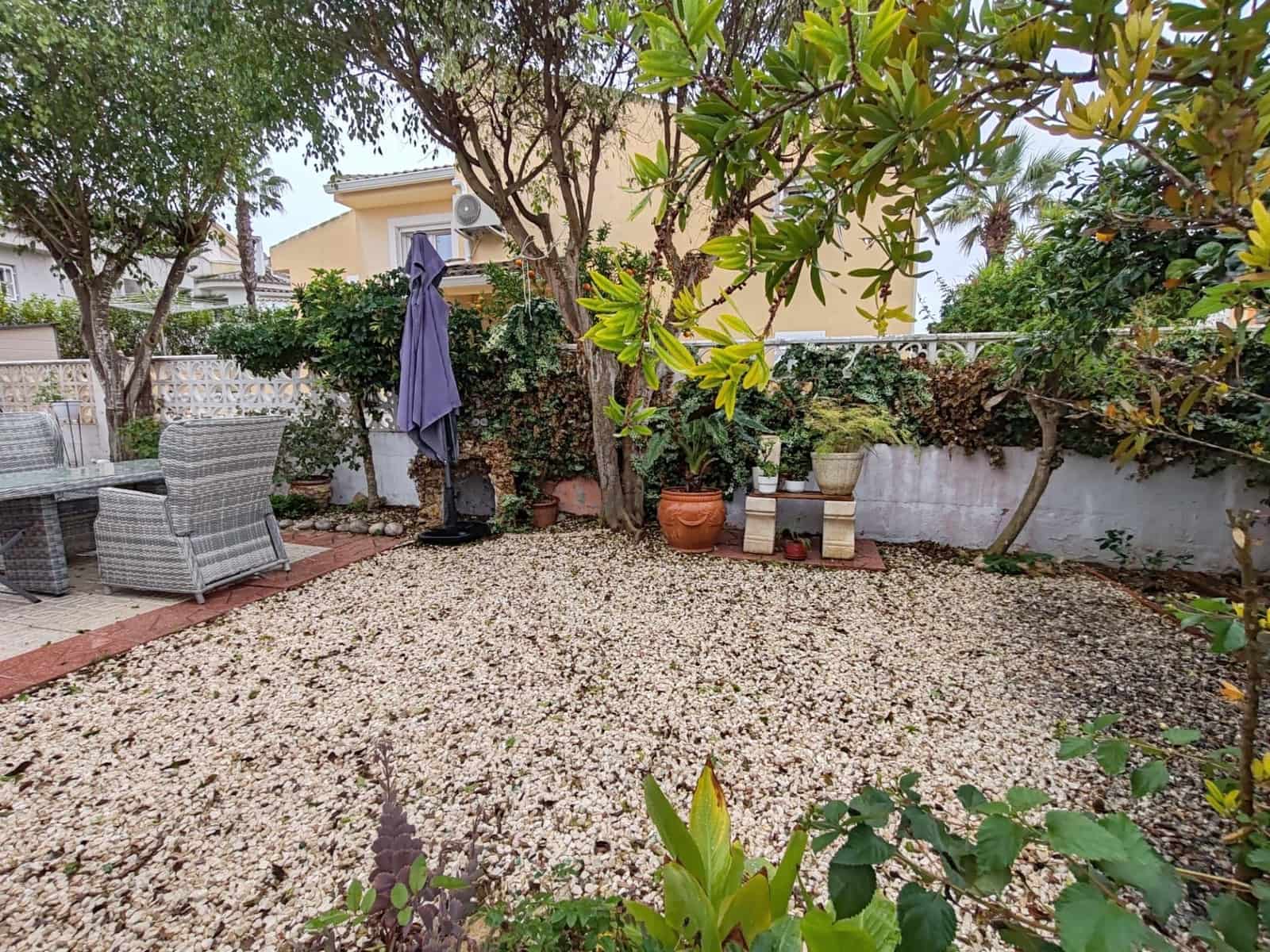 3 bedroom Villa for sale in Dona Pepa - € 280,000 (Ref: 9494665)