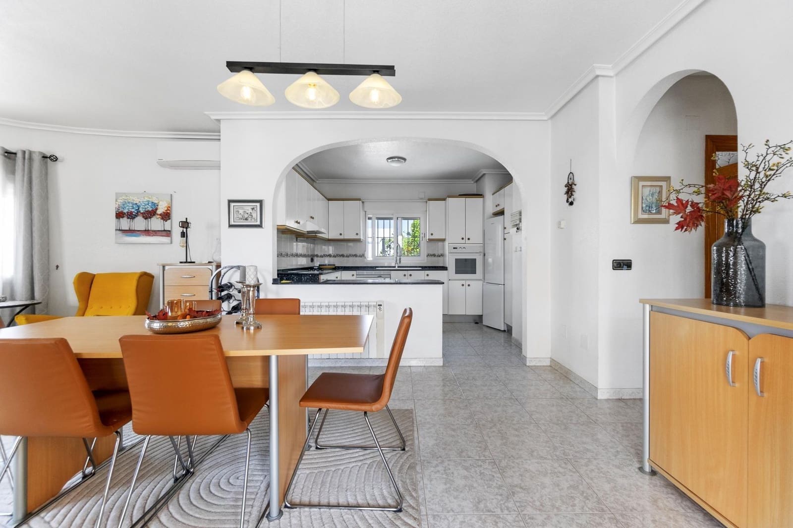 4 bedroom Villa for sale in Playa Flamenca with pool garage - € 559,000 (Ref: 9497220)