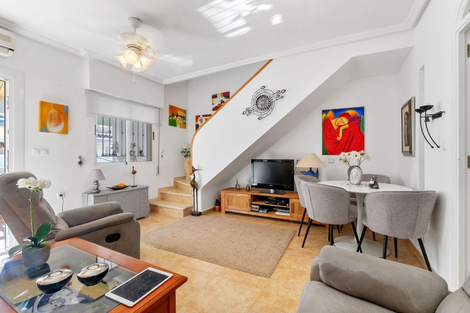 Adosado de 3 habitaciones en Torrevieja en venta con piscina - 223.000 € (Ref: 9497221)