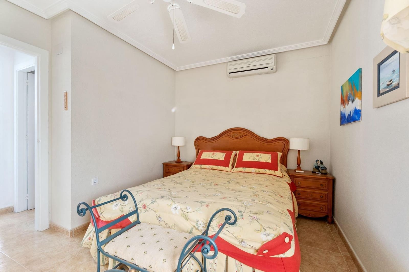 Adosado de 3 habitaciones en Torrevieja en venta con piscina - 223.000 € (Ref: 9497221)