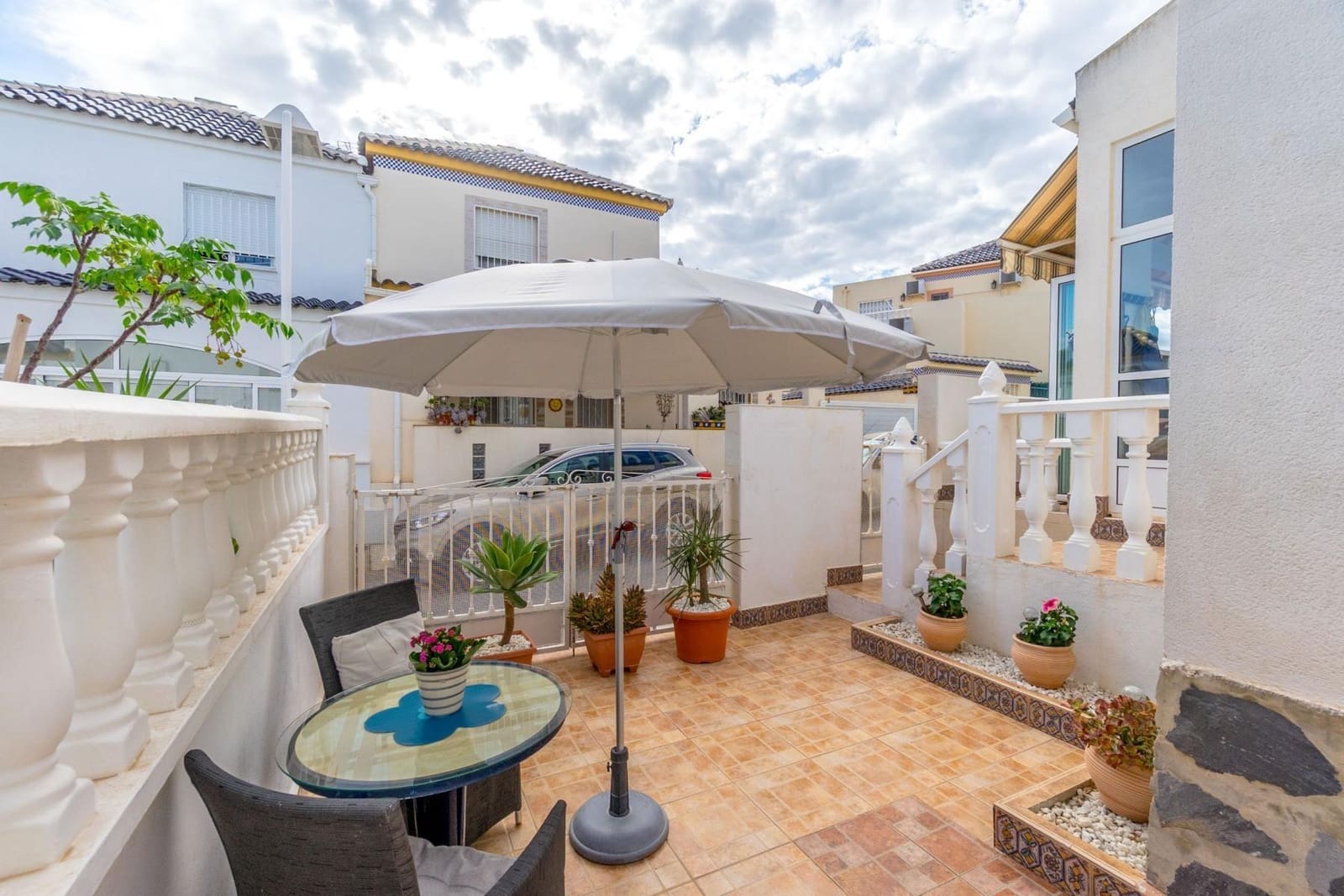 Adosado de 3 habitaciones en Torrevieja en venta con piscina - 223.000 € (Ref: 9497221)