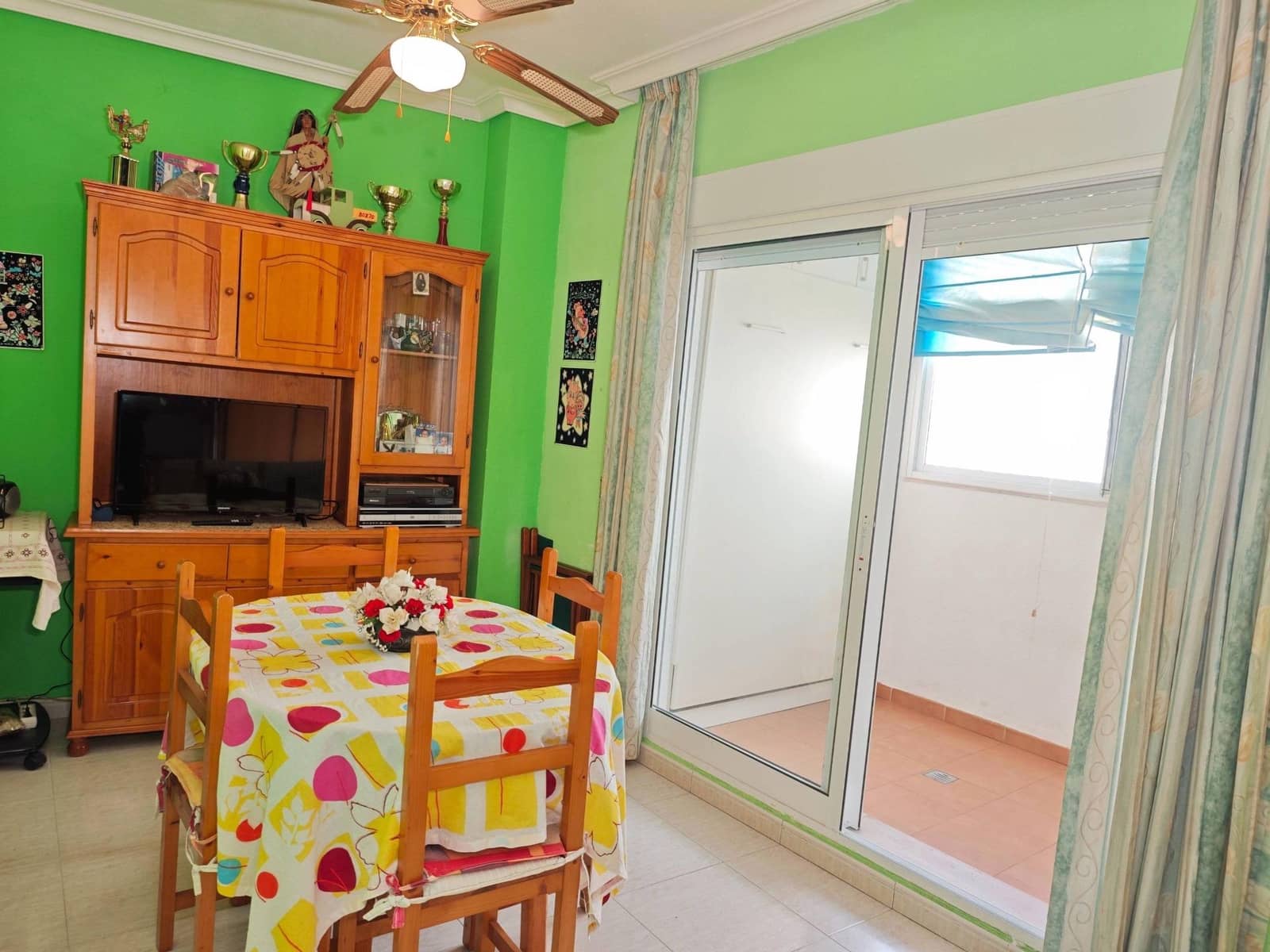 1 sypialnia Apartament na sprzedaż w Torrevieja - 89 900 € (Ref: 9508900)