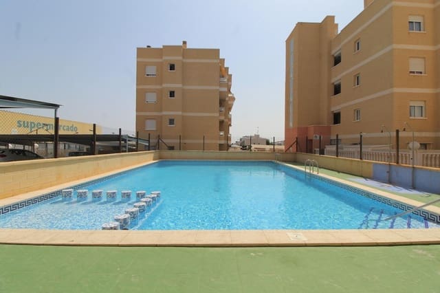 2 makuuhuone Huoneisto myytävänä paikassa Aguas Nuevas, Torrevieja mukana uima-altaan - 129 900 € (Ref: 9508903)