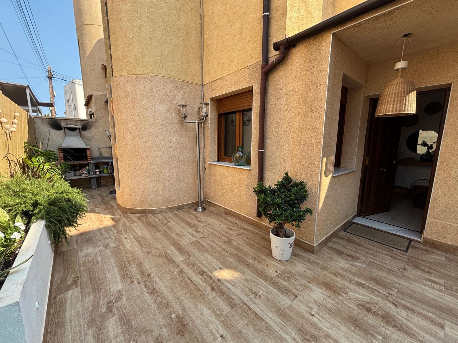 3 bedroom Villa for sale in Torrevieja with pool - € 179,900 (Ref: 9508904)