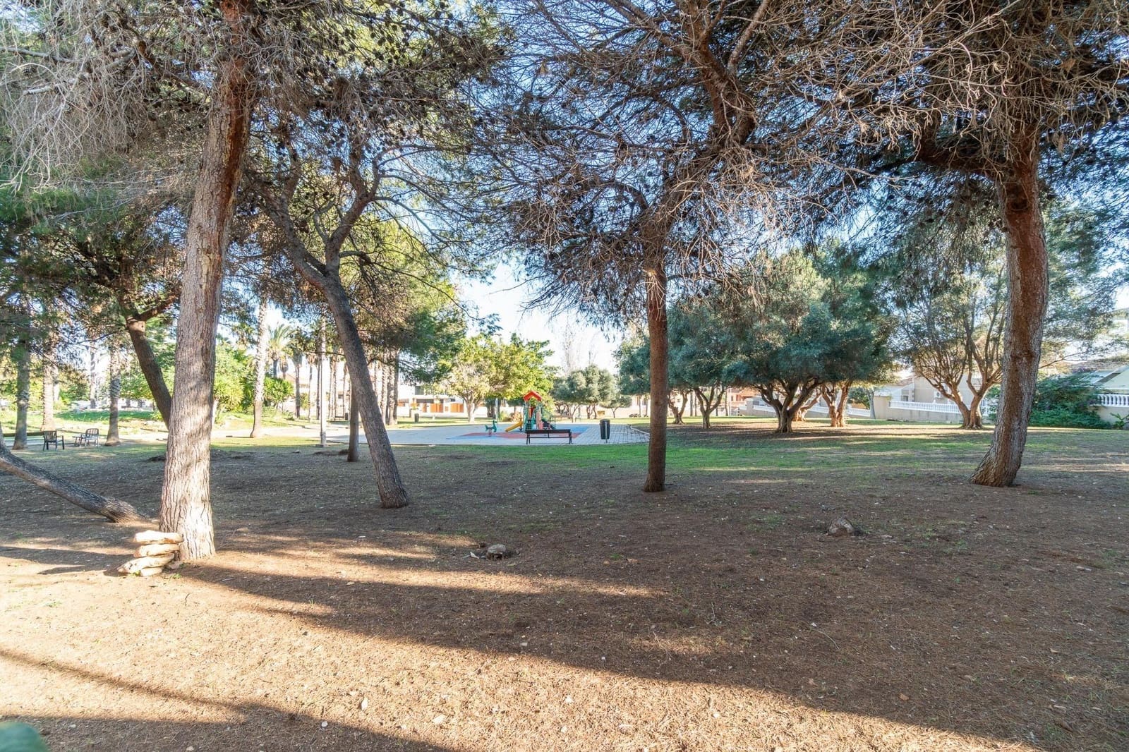 2 soverom Rekkehus til salgs i La Siesta med svømmebasseng - € 169 000 (Ref: 9513435)