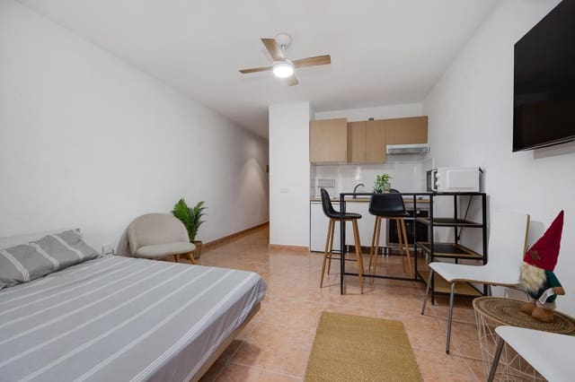 Studio for sale in Centro, Torrevieja with pool - € 82,990 (Ref: 9533760)