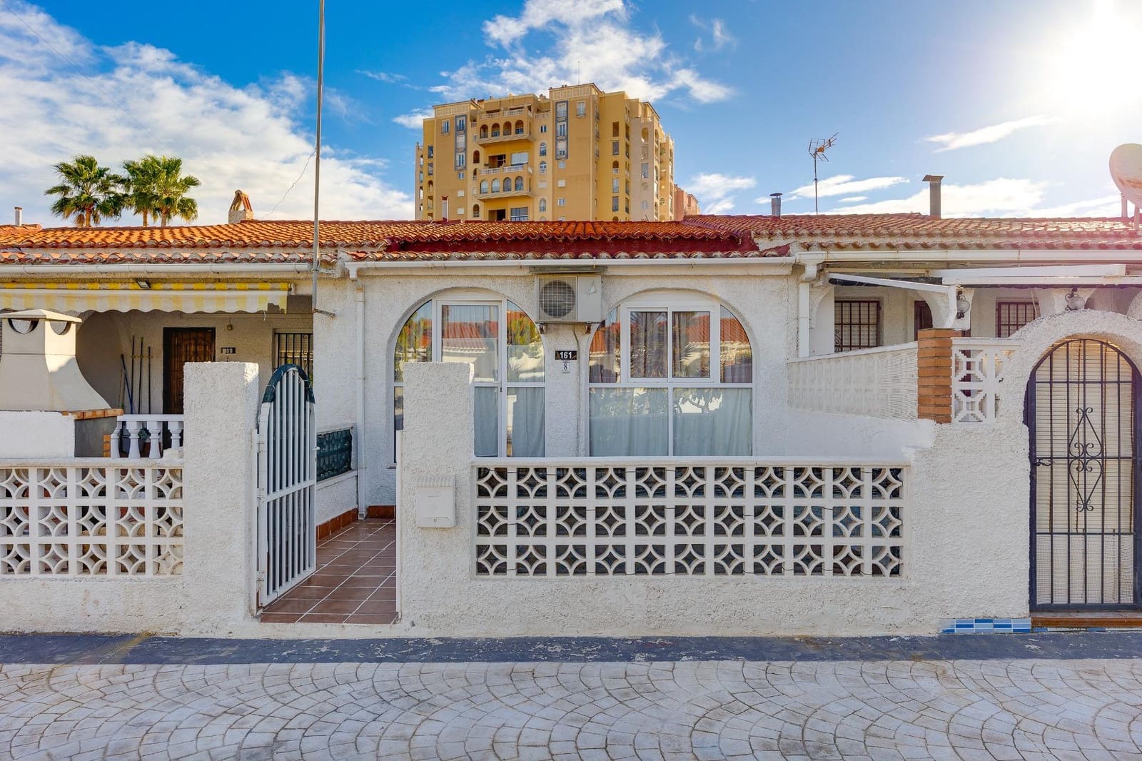 3 soveværelse Villa til salg i Torrevieja - € 194.900 (Ref: 9561828)