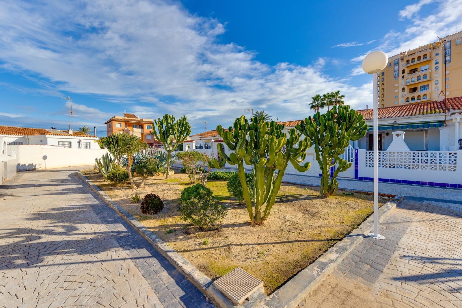 3 soveværelse Villa til salg i Torrevieja - € 194.900 (Ref: 9561828)
