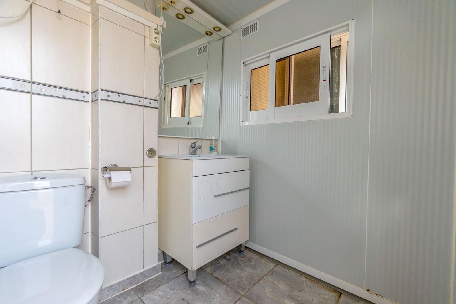 2 Zimmer Penthouse zu verkaufen in Benijofar mit Pool - 165.000 € (Ref: 9568697)