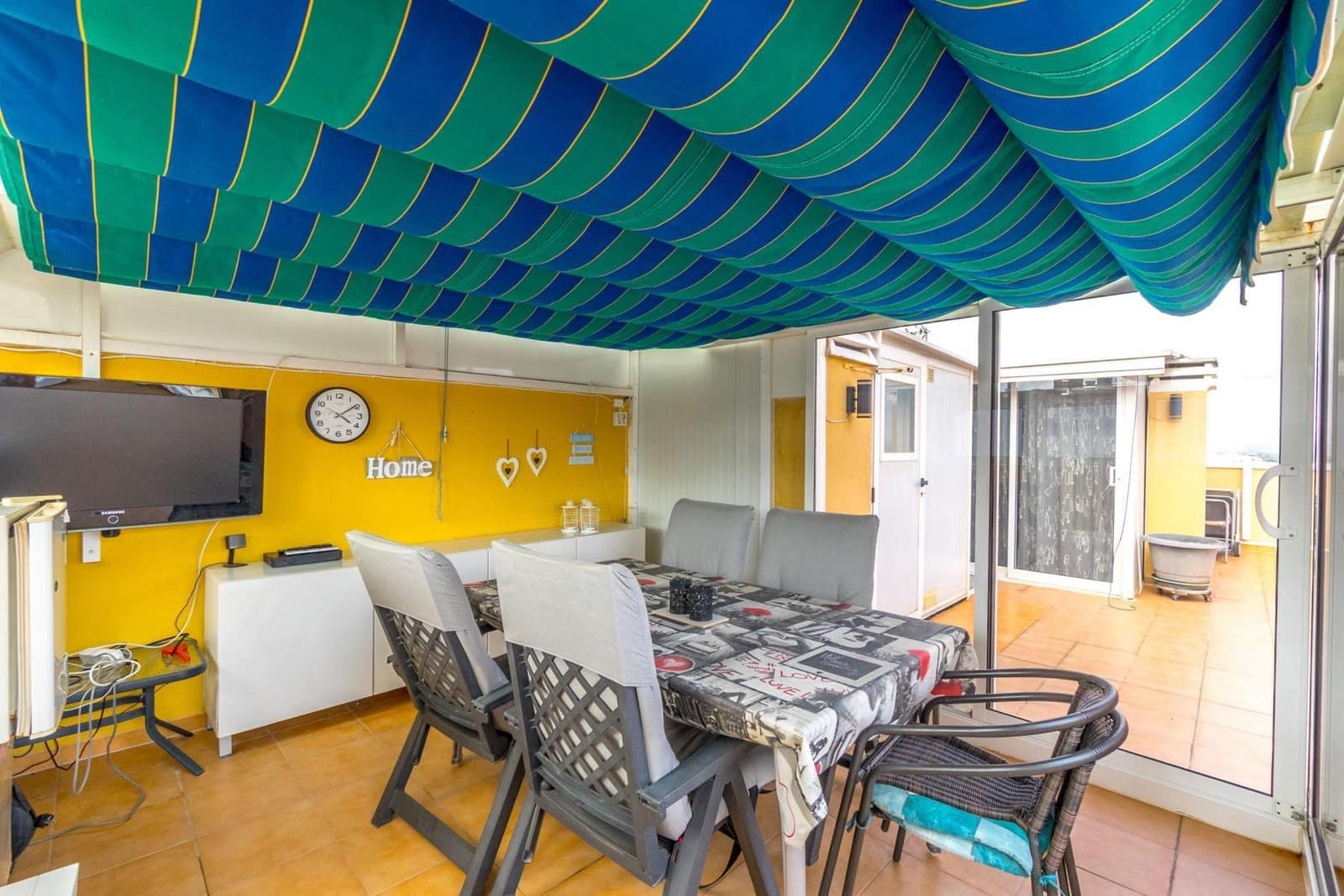 2 Zimmer Penthouse zu verkaufen in Benijofar mit Pool - 165.000 € (Ref: 9568697)