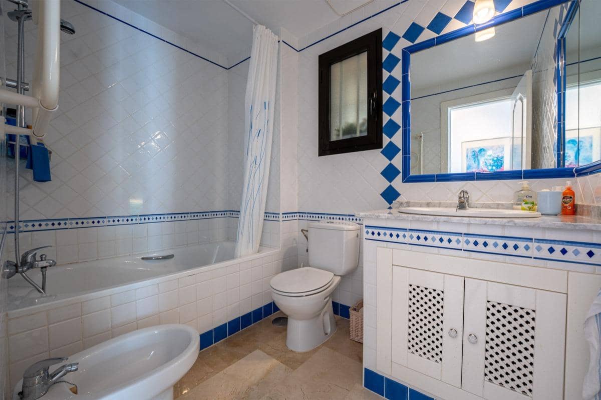 3 makuuhuone Huoneisto myytävänä paikassa Villamartin - 250 000 € (Ref: 9571200)