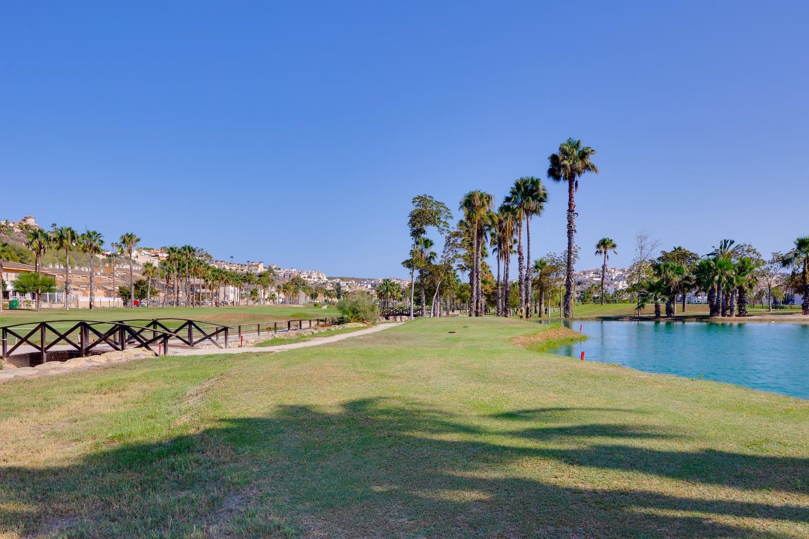 2 Zimmer Villa zu verkaufen in La Marquesa mit Pool - 365.000 € (Ref: 9574648)