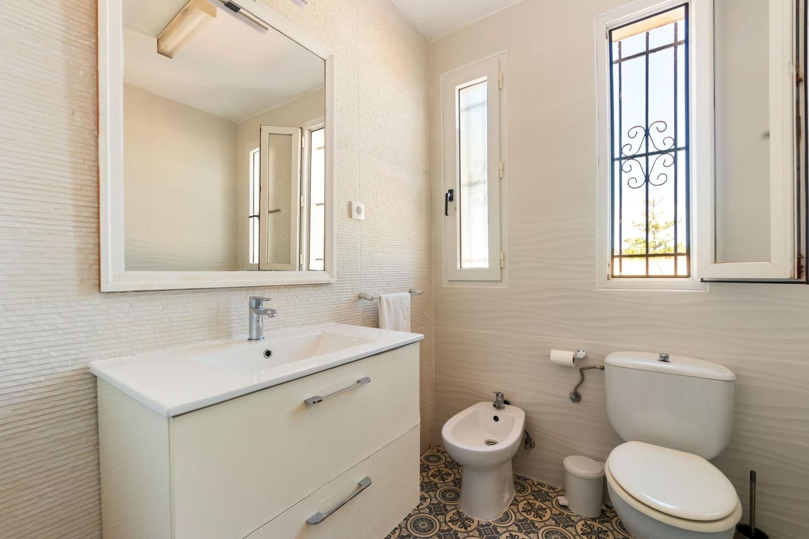 3 quarto Moradia para venda em La Zenia com piscina garagem - 799 000 € (Ref: 9574649)