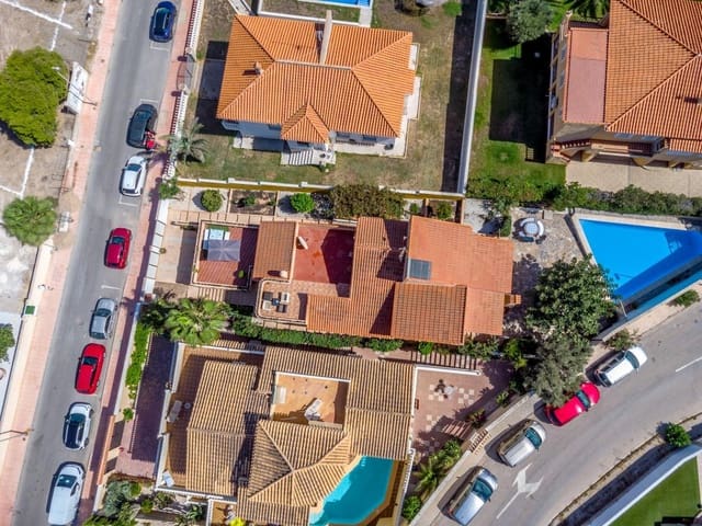 3 quarto Moradia para venda em La Zenia, Orihuela com piscina garagem - 799 000 € (Ref: 9574649)