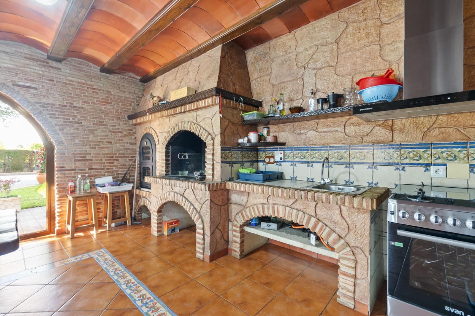 4 sovrum Villa till salu i Onil med pool garage - 1 100 000 € (Ref: 9591339)