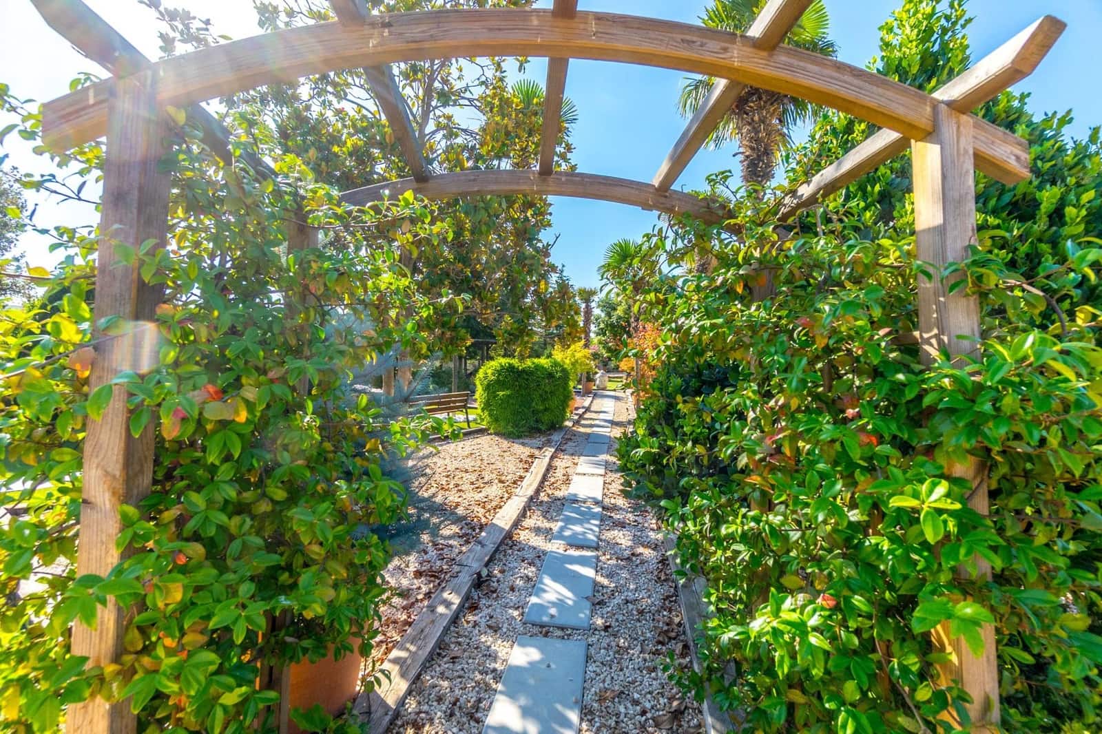 4 sovrum Villa till salu i Onil med pool garage - 1 100 000 € (Ref: 9591339)