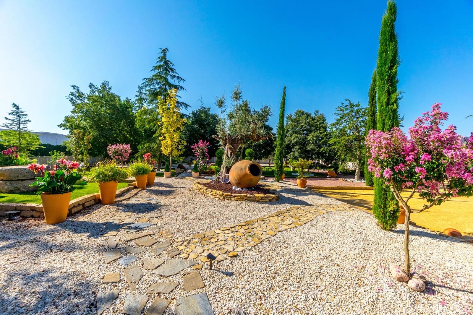 4 sovrum Villa till salu i Onil med pool garage - 1 100 000 € (Ref: 9591339)