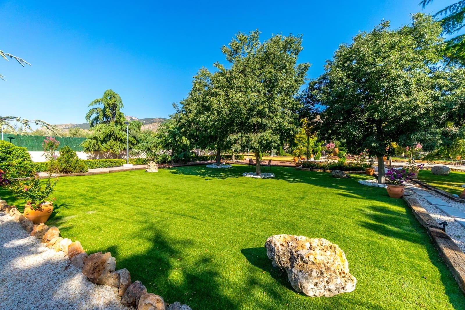 4 sovrum Villa till salu i Onil med pool garage - 1 100 000 € (Ref: 9591339)