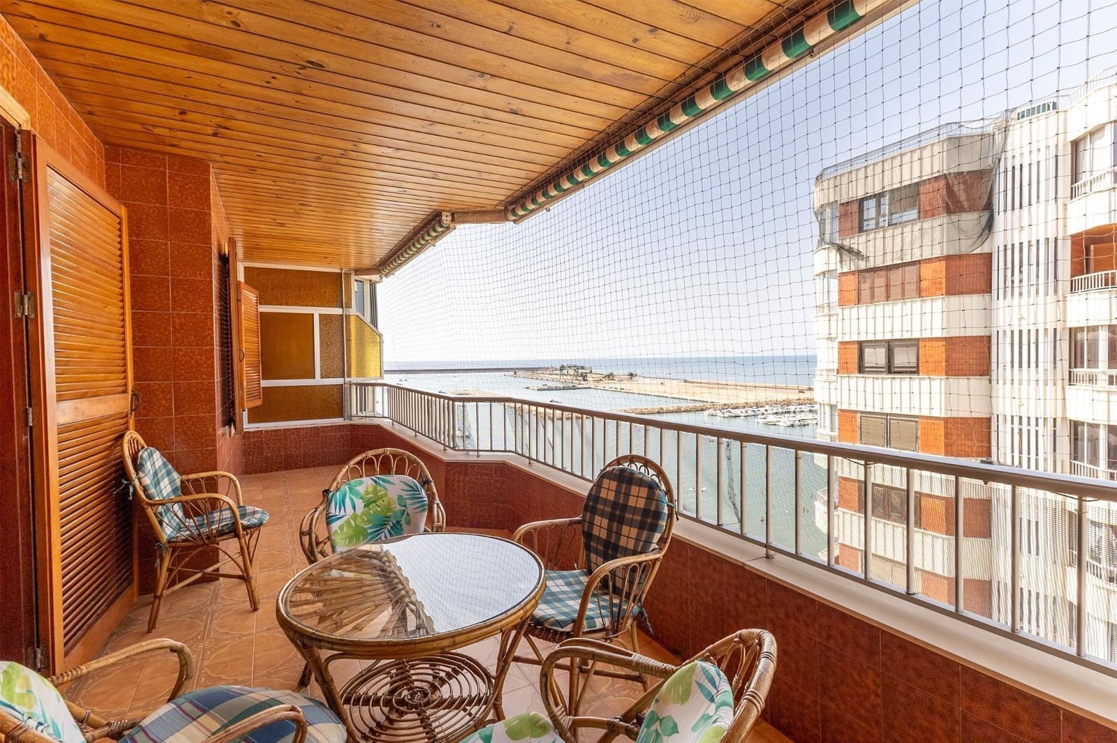 3 sovrum Lägenhet till salu i Torrevieja - 280 000 € (Ref: 9608100)
