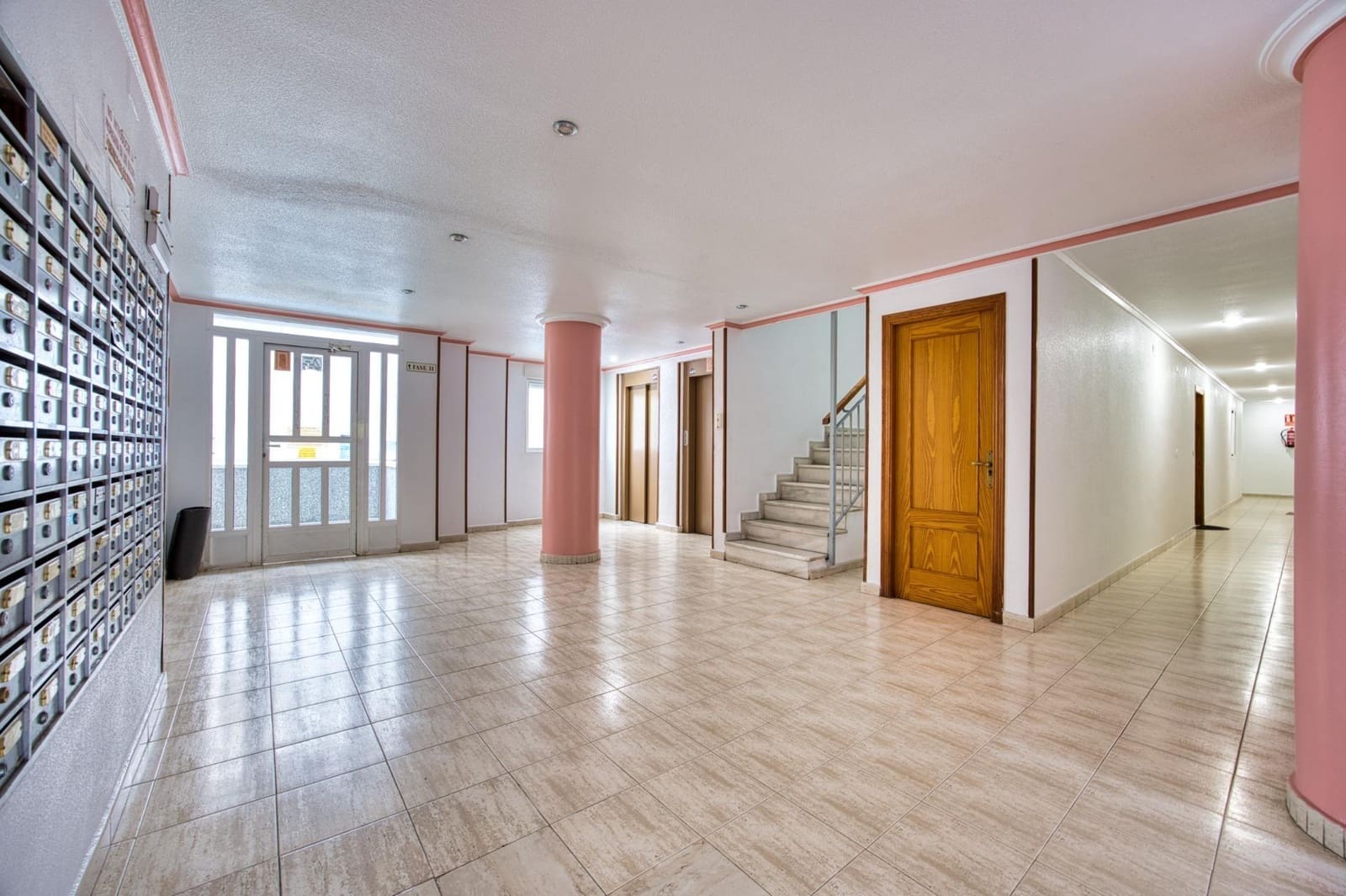 3 sovrum Takvåning till salu i Torrevieja med pool - 148 000 € (Ref: 9608101)