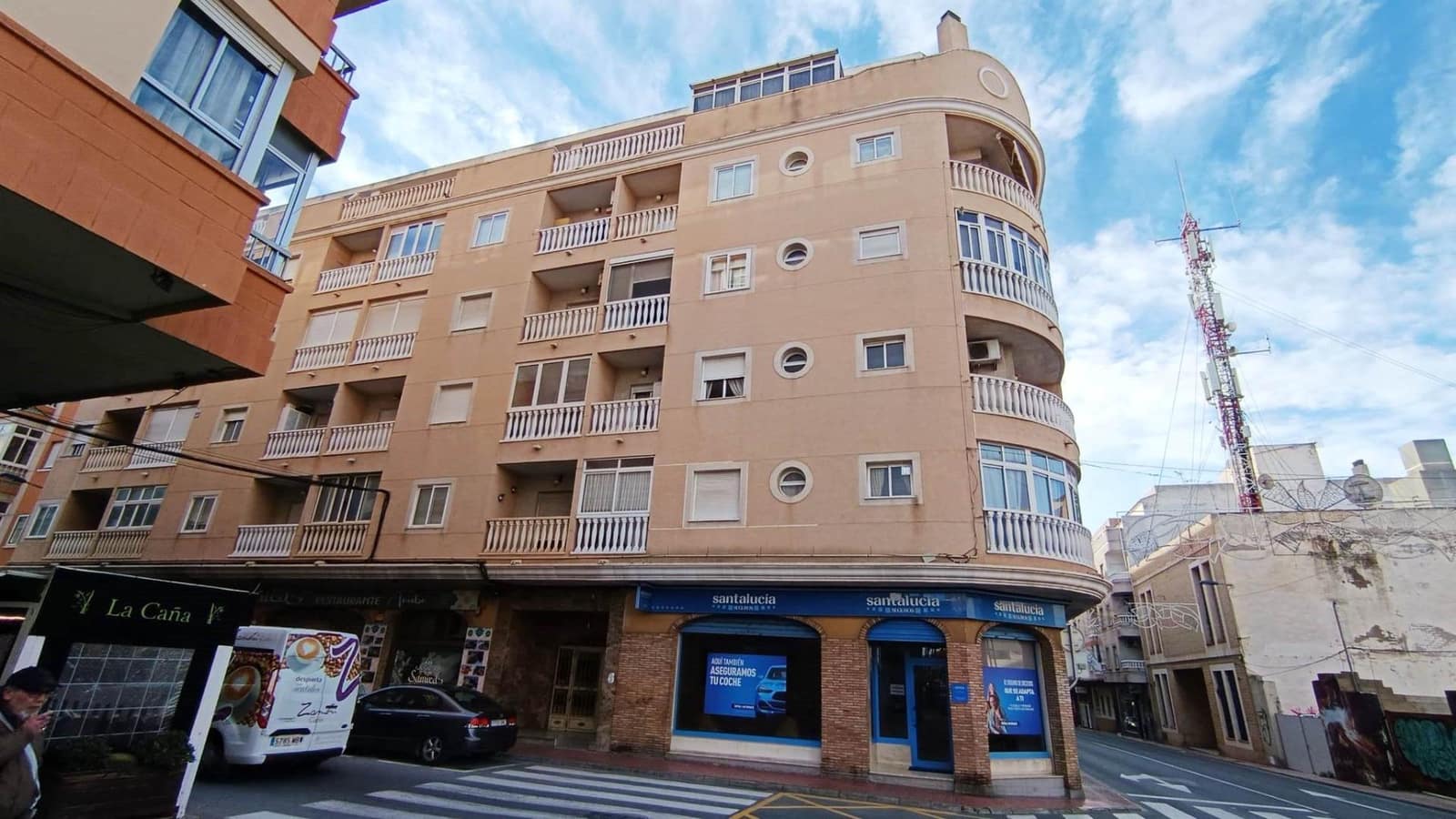 2 bedroom Apartment for sale in Torrevieja with pool - € 129,900 (Ref: 9645049)