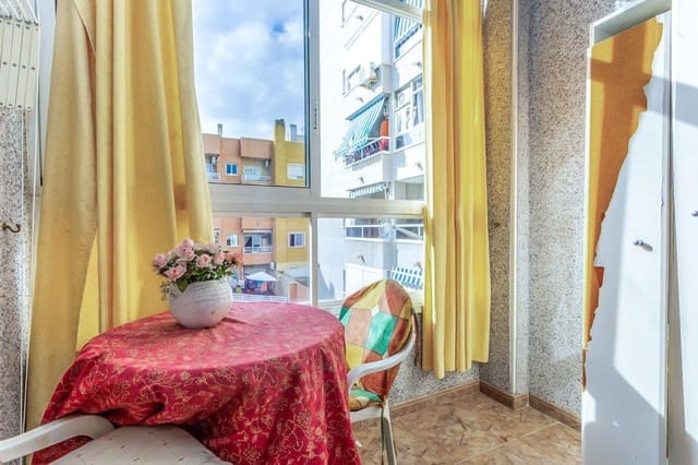 2 Zimmer Apartment zu verkaufen in Torrevieja - 127.000 € (Ref: 9659466)