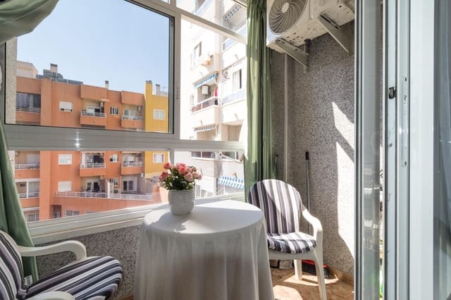 2 Zimmer Apartment zu verkaufen in Torrevieja - 126.900 € (Ref: 9659466)