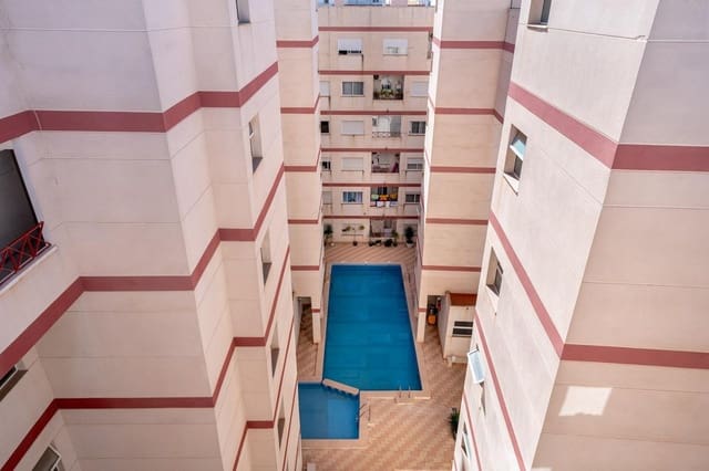 2 sovrum Lägenhet till salu i Centro, Torrevieja - 129 900 € (Ref: 9666532)