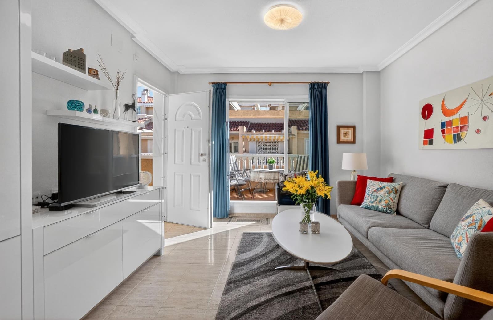 2 soverom Penthouse til salgs i Orihuela Costa med svømmebasseng - € 215 000 (Ref: 9701657)