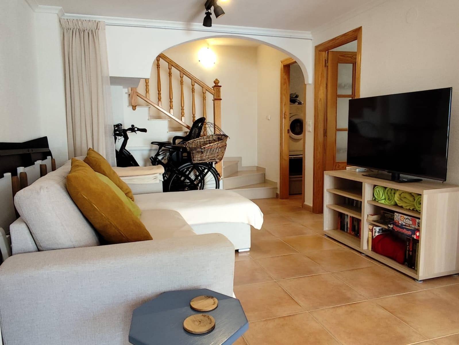 Adosado de 2 habitaciones en Orihuela en venta con piscina - 230.000 € (Ref: 9726658)