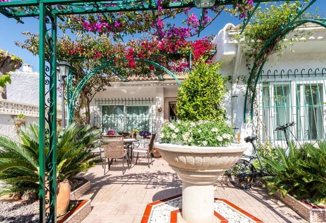 2 camera da letto Bungalow in vendita in El Limonar, Torrevieja con piscina - 149.900 € (Rif: 9726660)