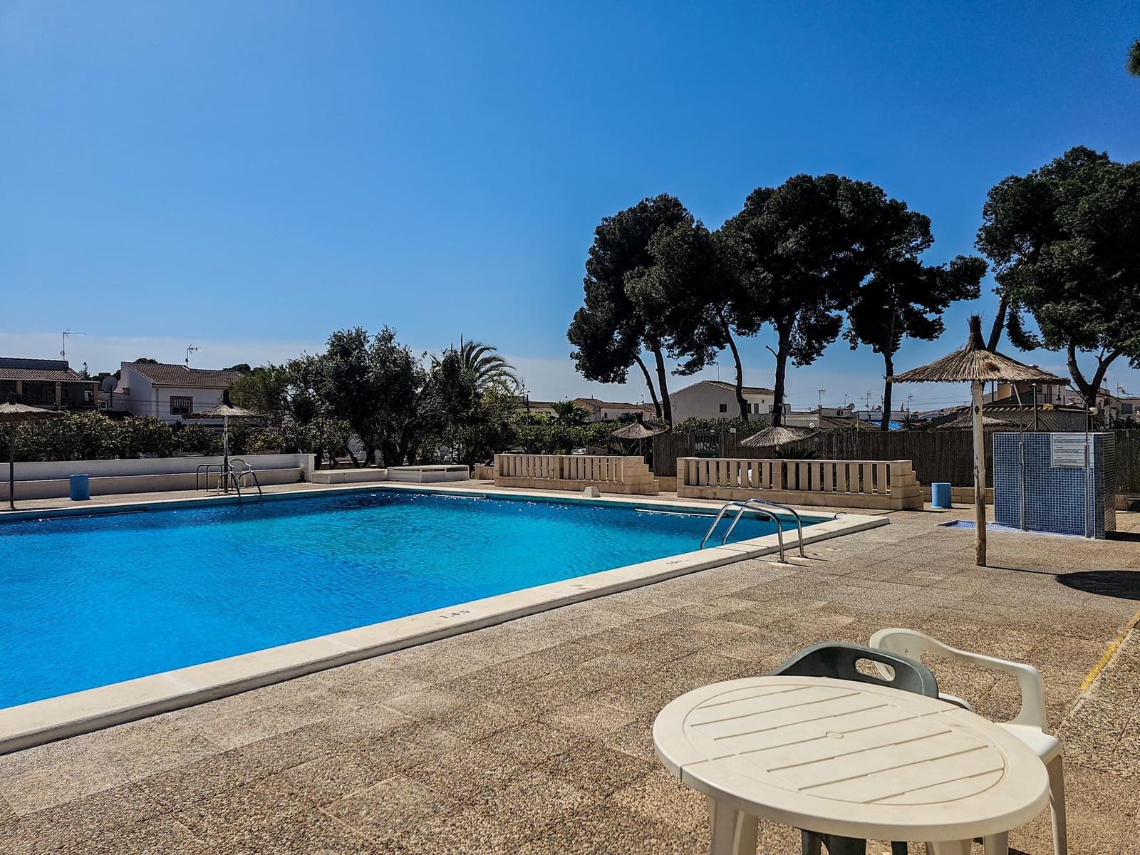 2 bedroom Bungalow for sale in El Limonar with pool - € 149,900 (Ref: 9726660)