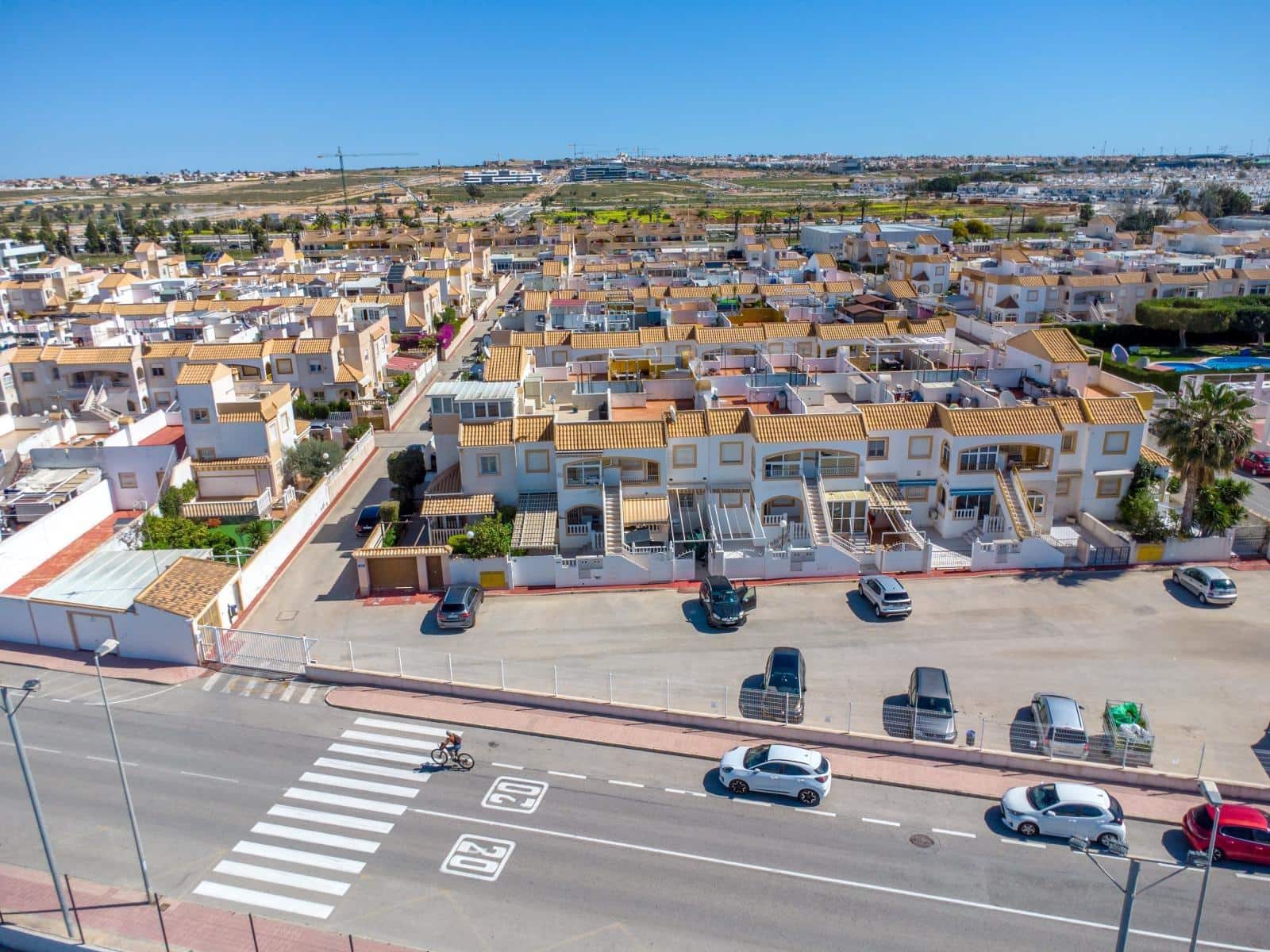 2 chambre Penthouse à vendre à El Limonar avec piscine - 125 000 € (Ref: 9758988)